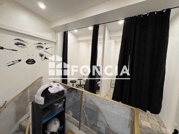 Location Local commercial 3 pièces 78 m² - Nimes 30000