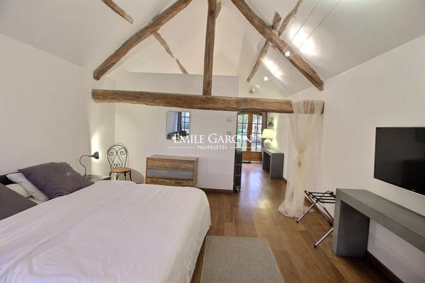 A VENDRE- Saint Sauveur en Puisaye - Bourgogne - 89-  Hameau 6 longères 17 ch-Idéal projet touristique- Hameau-18 ch avec piscine et spa sur parc de 7ha.