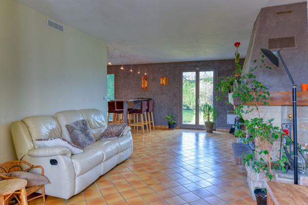 Maison à vendre - 3 chambres - LE MEE SUR SEINE