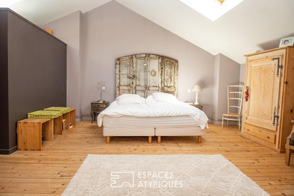Maison bourgeoise avec piscine et jardin paysager en centre ville