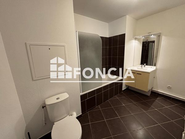 Location Studio 38.63 m² - 41 RUE DES MARTYRS Joue-les-tours 37300