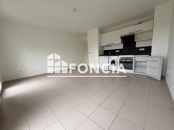Location Appartement 2 pièces 45.42 m² - 177 RUE DU PAS NOTRE DAME Tours 37100
