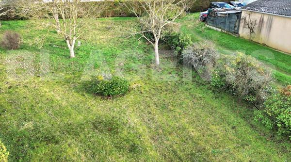 LONGÈRE DE PLAIN-PIED AVEC POTENTIEL FONCIER – SAINT-MARS-LA-BRIÈRE (72)