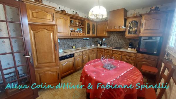 Pavillon sur sous sol, semi-plain pieds, quartier recherché