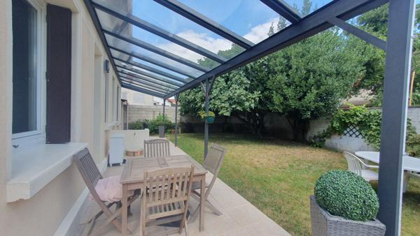 MAISON proche métro