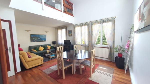 MAISON proche métro