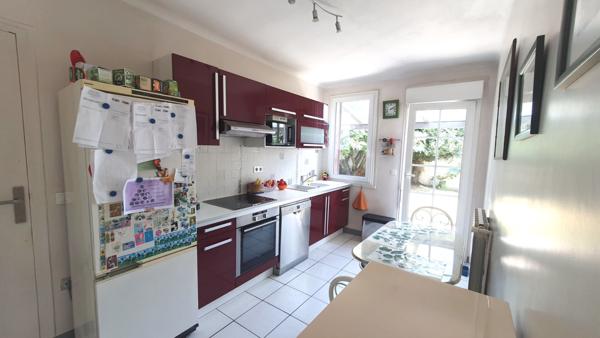 MAISON proche métro