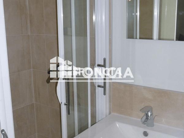 Location Studio meublé 25.85 m² - 20 CHEMIN DE BEL AIR Eybens 38320