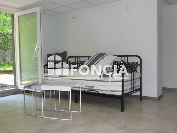 Location Studio meublé 25.85 m² - 20 CHEMIN DE BEL AIR Eybens 38320