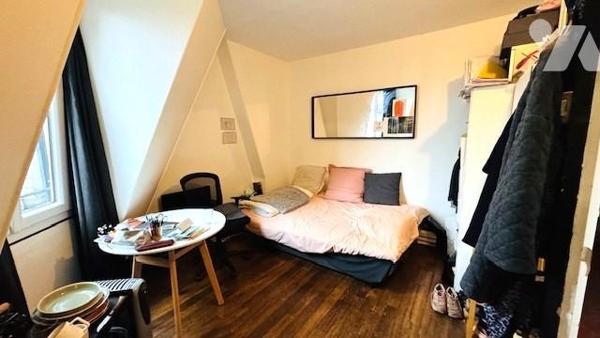 NEUILLY SUR SEINE - METRO SABLONS - STUDETTE (12.70 m²) + DEBARRAS