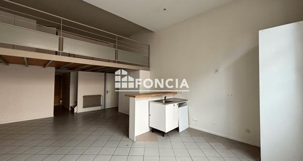 Location Appartement 2 pièces 66.57 m² - Villeurbanne 69100