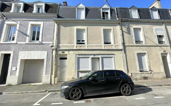 Appartement à vendre    1 pièce •  Reims