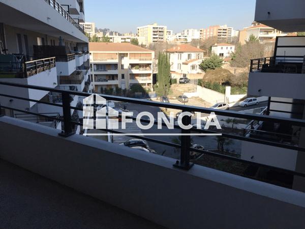 Location Appartement 2 pièces 40.8 m² - 4 AVENUE RAOUL FOLLERAU Marseille 13011
