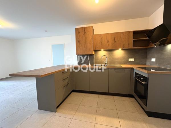 APPARTEMENT À LOUER DE 4 PIÈCES DE 76,40 M²