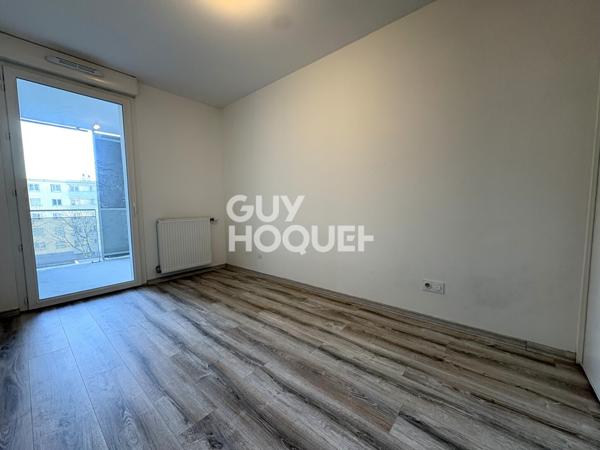 APPARTEMENT À LOUER DE 4 PIÈCES DE 76,40 M²