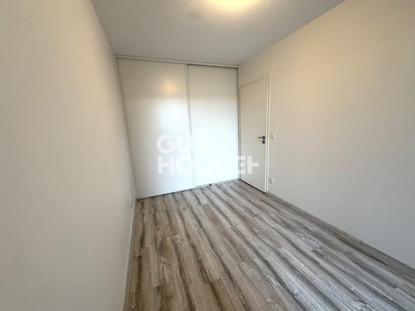 APPARTEMENT À LOUER DE 4 PIÈCES DE 76,40 M²
