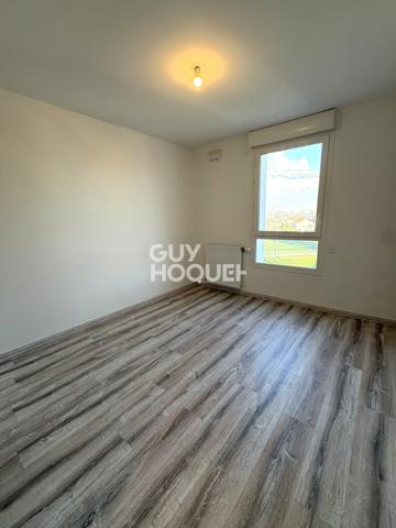 APPARTEMENT À LOUER DE 4 PIÈCES DE 76,40 M²