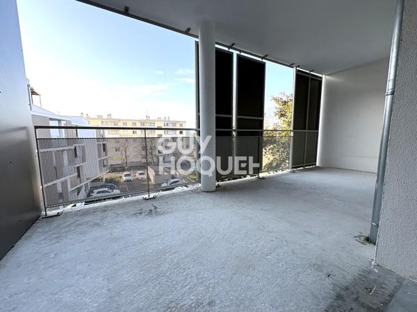APPARTEMENT À LOUER DE 4 PIÈCES DE 76,40 M²