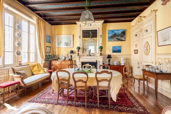 Maison à vendre |  Morlaix |  15 pièces | 350 m²