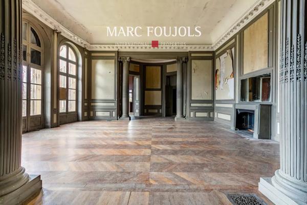 Château avec un Terrain de 8 hectares au Nord de Paris