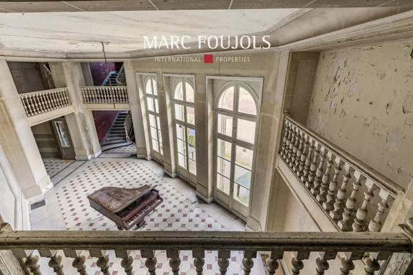 Château avec un Terrain de 8 hectares au Nord de Paris