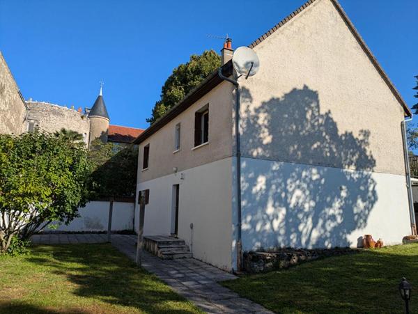 Maison La Charite Sur Loire  centre 5 pièce(s), garage, terrain 400 m²