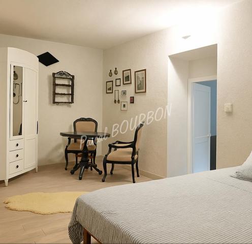 Maison de charme Limoux 8 pièces 228 m2 plus gite 38m²