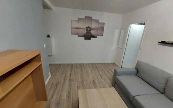Appartement à louer    2 pièces • 42,50 m2 Montreuil