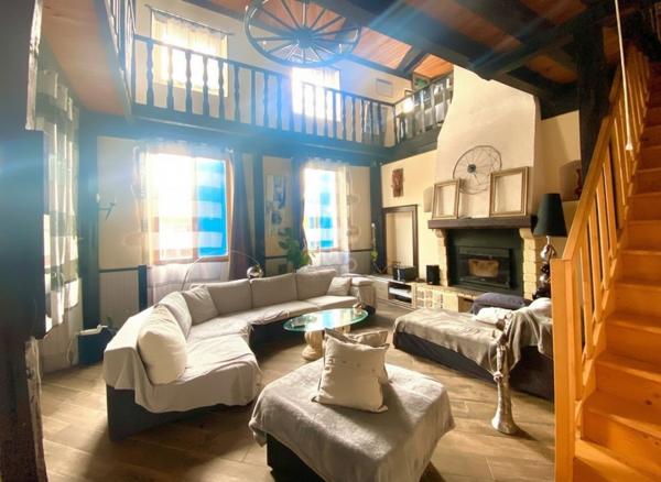 MAISON DE CARACTERE DANS LES LANDES