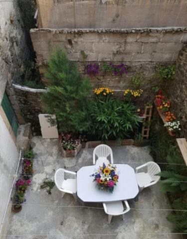 Maison Langogne 5 pièce(s) 129 m2 avec cour et garage