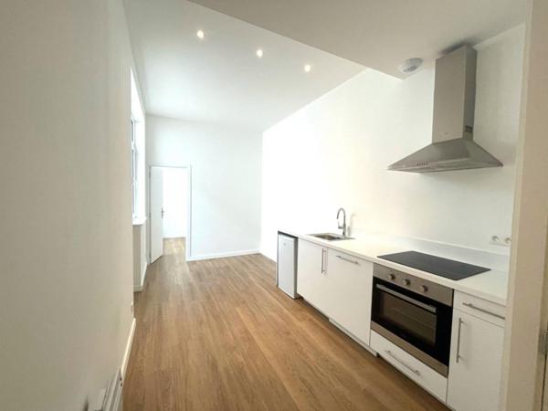 A LOUER : T2 à LILLE • Rue Patou - Vauban • 765 € CC • Réf. G394-2