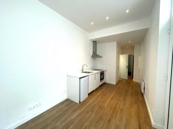 A LOUER : T2 à LILLE • Rue Patou - Vauban • 765 € CC • Réf. G394-2