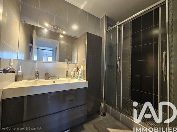 Location appartement 5 pièces 108 m² Villemomble