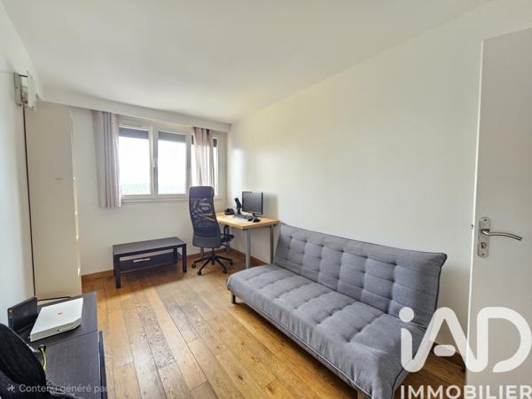 Location appartement 5 pièces 108 m² Villemomble