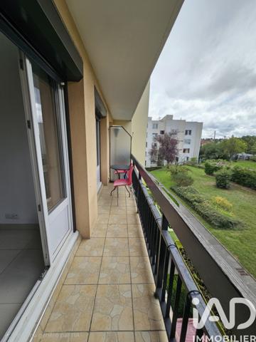 Location appartement 5 pièces 108 m² Villemomble