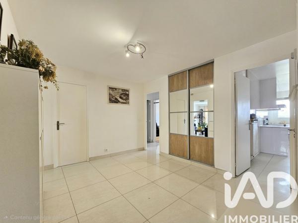 Location appartement 5 pièces 108 m² Villemomble