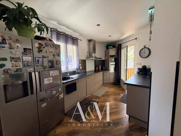 Maison T4 98 m² + garage + piscine /413 m²