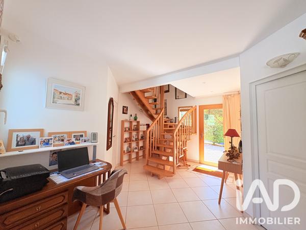 Maison à vendre 4 pièces 101,37 m² Saint-Cirgues-de-Malbert