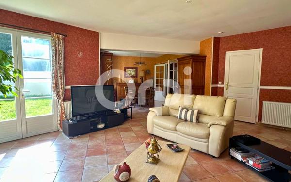 Maison à vendre    7 pièces • 241 m2 Limoges