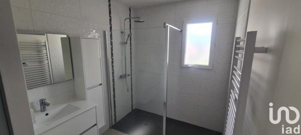 Maison à vendre 4 pièces 101 m² Saint-Georges-des-Coteaux