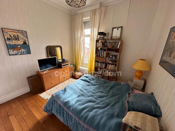 MAISON CENTRE VILLE SAINT-QUENTIN 8 PCES 215M2