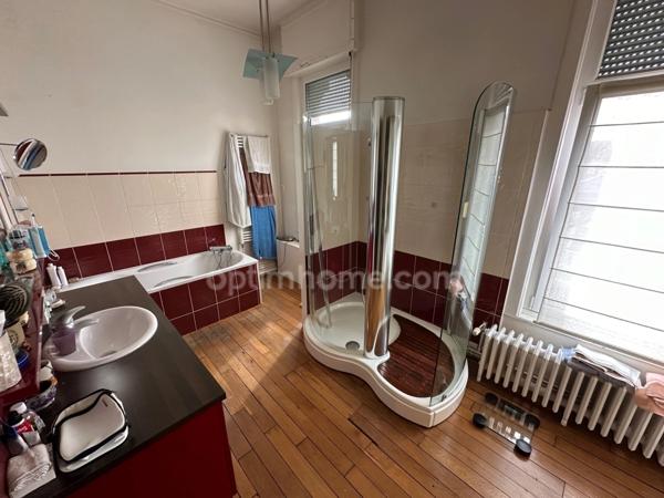 MAISON CENTRE VILLE SAINT-QUENTIN 8 PCES 215M2