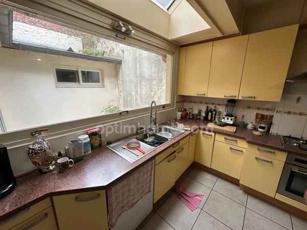 MAISON CENTRE VILLE SAINT-QUENTIN 8 PCES 215M2
