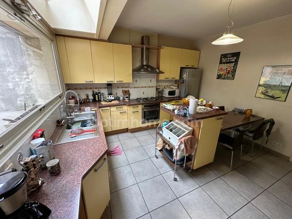 MAISON CENTRE VILLE SAINT-QUENTIN 8 PCES 215M2