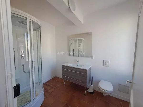 Location Appartement 2 pièces 68 m2 à Salernes