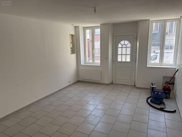 Maison à louer à Rozoy-sur-Serre dans l'Aisne (02360), ref : 02014/903