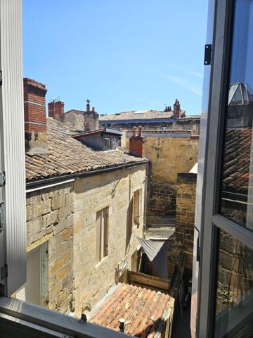 BORDEAUX CENTRE : T1 BIS