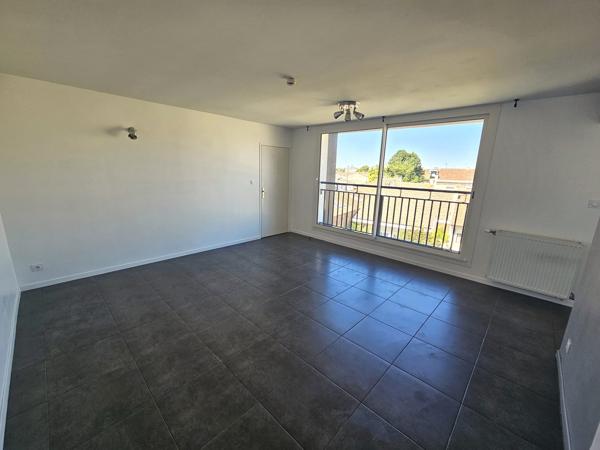 BORDEAUX BARRIÈRE JUDAÏQUE : APPARTEMENT T2 AVEC PARKING