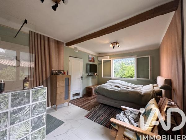 Maison à vendre 6 pièces 230 m² Peymeinade