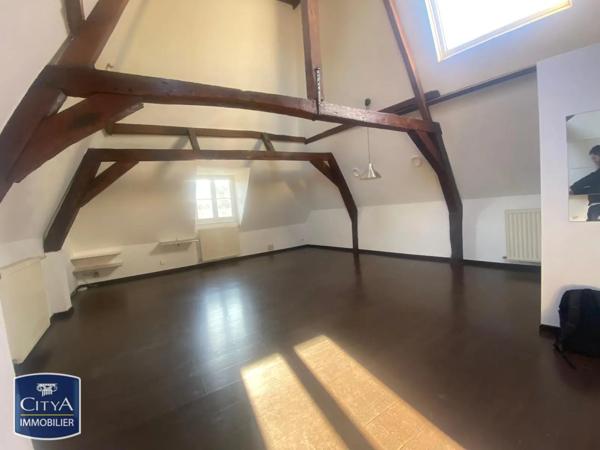 Appartement à louer 3 pièces 70.25m² Valenciennes (59300)
